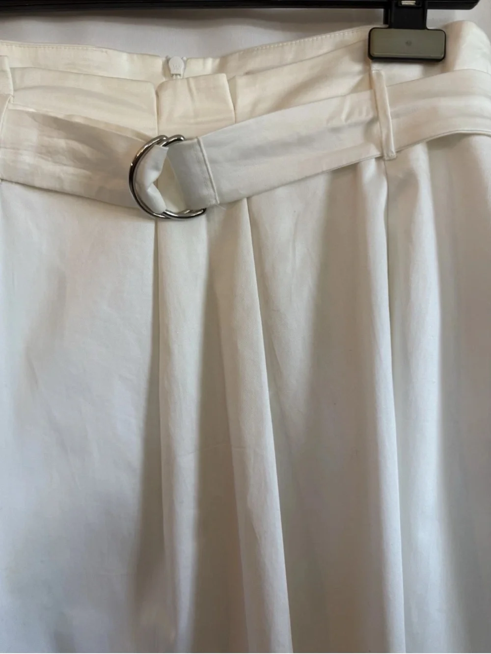 St. Emile White Wide Pleated Skirt - Size 14 Extra Large